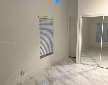 4337 Sw 49th Street - Photo Thumbnail 22