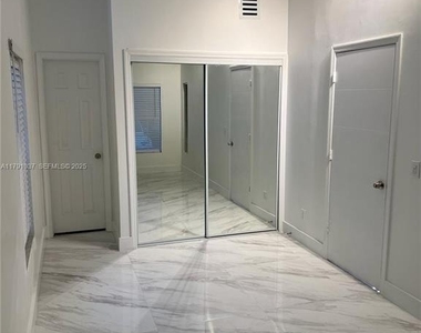 4337 Sw 49th Street - Photo Thumbnail 23