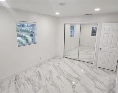 4337 Sw 49th Street - Photo Thumbnail 24