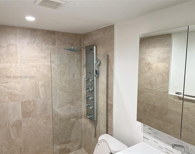 4337 Sw 49th Street - Photo Thumbnail 8