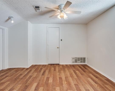 6 Tanager Court - Photo Thumbnail 14