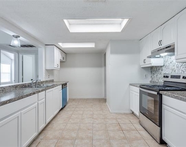 6 Tanager Court - Photo Thumbnail 9