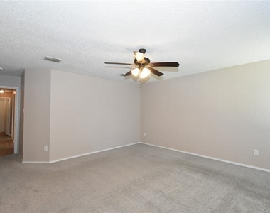 1130 Seneca Drive - Photo Thumbnail 20