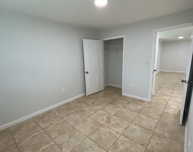 1119 Nw 6th Avenue - Photo Thumbnail 7