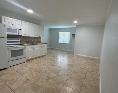 1119 Nw 6th Avenue - Photo Thumbnail 1