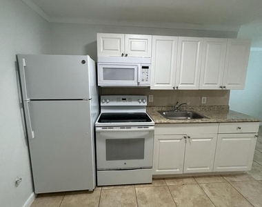 1119 Nw 6th Avenue - Photo Thumbnail 2