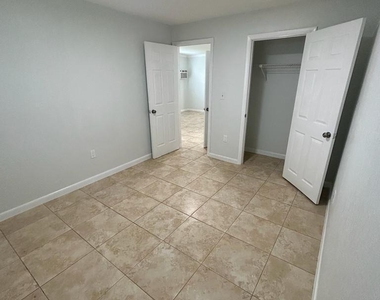 1119 Nw 6th Avenue - Photo Thumbnail 9