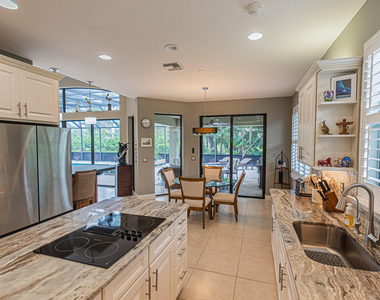 8060 Kiawah Trace - Photo Thumbnail 6