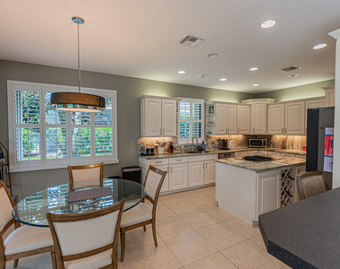 8060 Kiawah Trace - Photo Thumbnail 7