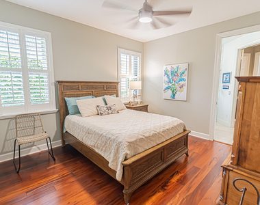 8060 Kiawah Trace - Photo Thumbnail 18