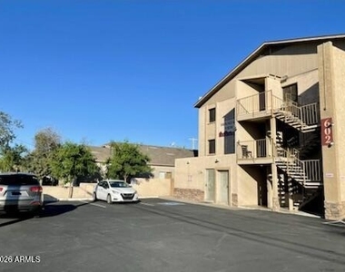 602 E Townley Avenue - Photo Thumbnail 14