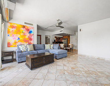 805 N 4th Avenue - Photo Thumbnail 3