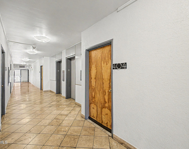 805 N 4th Avenue - Photo Thumbnail 16