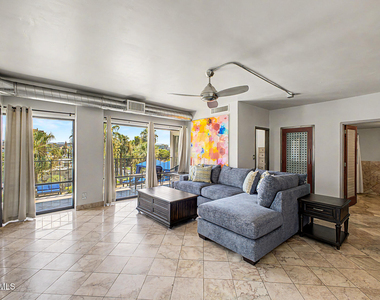 805 N 4th Avenue - Photo Thumbnail 2