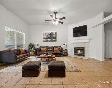 9313 Norfolk Lane - Photo Thumbnail 2