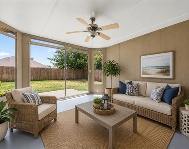 9313 Norfolk Lane - Photo Thumbnail 16