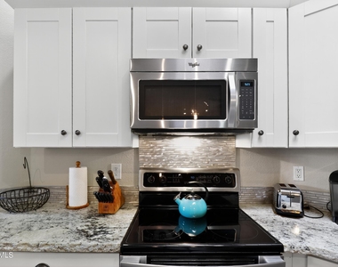 8828 E Riviera Drive - Photo Thumbnail 10