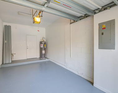 446 Rainbow Springs Terrace - Photo Thumbnail 11
