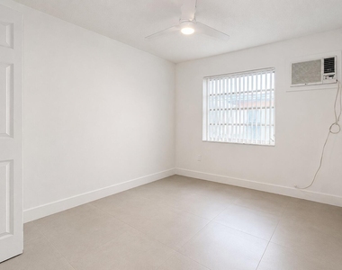 2152 Sw 72nd Avenue - Photo Thumbnail 6