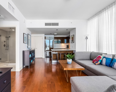 6899 Collins Avenue - Photo Thumbnail 14