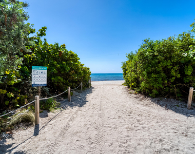 6899 Collins Avenue - Photo Thumbnail 56