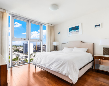 6899 Collins Avenue - Photo Thumbnail 25