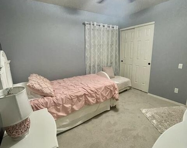 3411 E Escuda Road - Photo Thumbnail 23
