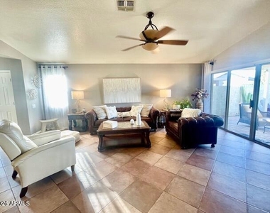 3411 E Escuda Road - Photo Thumbnail 6