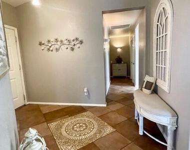 3411 E Escuda Road - Photo Thumbnail 5
