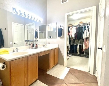 3411 E Escuda Road - Photo Thumbnail 17
