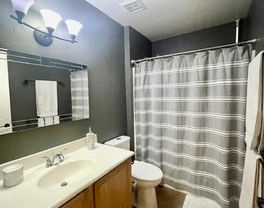 3411 E Escuda Road - Photo Thumbnail 27