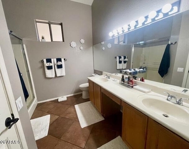 3411 E Escuda Road - Photo Thumbnail 20