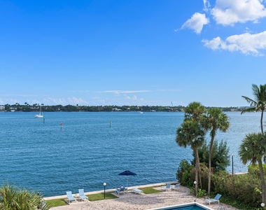 2800 N Flagler Drive - Photo Thumbnail 31