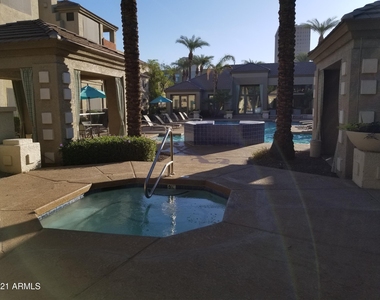 3848 N 3rd Avenue - Photo Thumbnail 16
