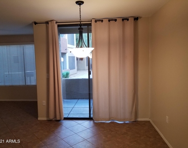3848 N 3rd Avenue - Photo Thumbnail 2