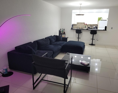 19370 Collins Avenue - Photo Thumbnail 9