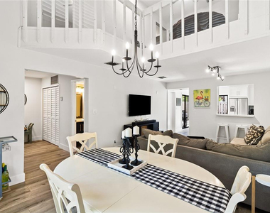 324 City View Drive - Photo Thumbnail 4