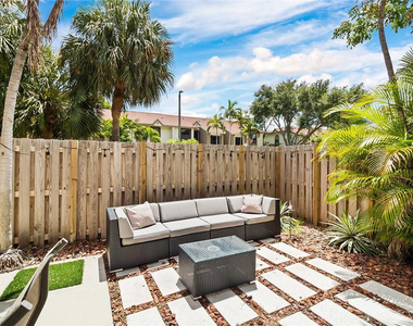 324 City View Drive - Photo Thumbnail 27