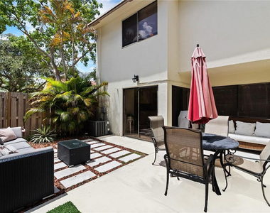 324 City View Drive - Photo Thumbnail 25