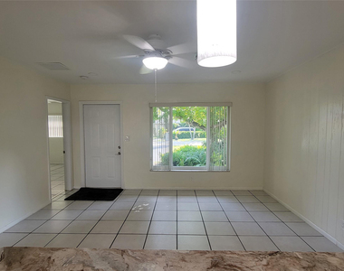 1601 Sw 1 Terrace - Photo Thumbnail 8