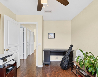5018 Starblaze Drive - Photo Thumbnail 39
