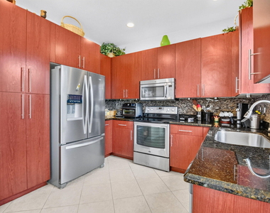 5018 Starblaze Drive - Photo Thumbnail 20