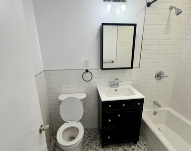 189 East 93rd Street - Photo Thumbnail 5