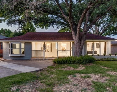 9026 Livenshire Drive - Photo Thumbnail 1