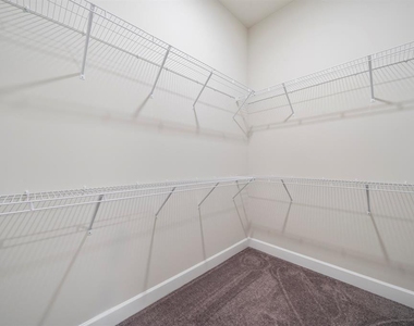 818 Se Courances Drive - Photo Thumbnail 21