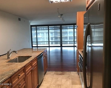 4808 N 24th Street - Photo Thumbnail 2