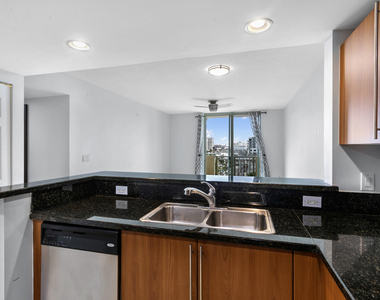 610 Clematis Street - Photo Thumbnail 1