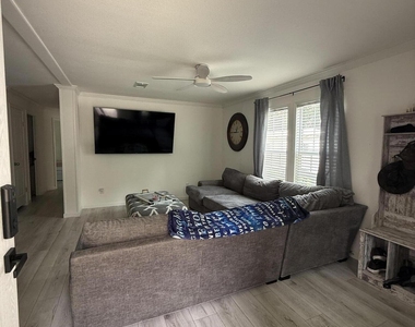 20376 Nw 294th Street - Photo Thumbnail 3