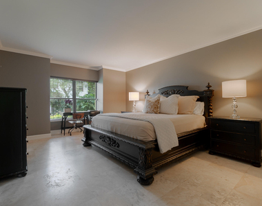 13400 Polo Road W - Photo Thumbnail 7