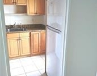 2555 Ne 11th Street - Photo Thumbnail 5